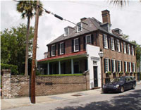 http://www.locountry.com/dowtown Charleston home for sale